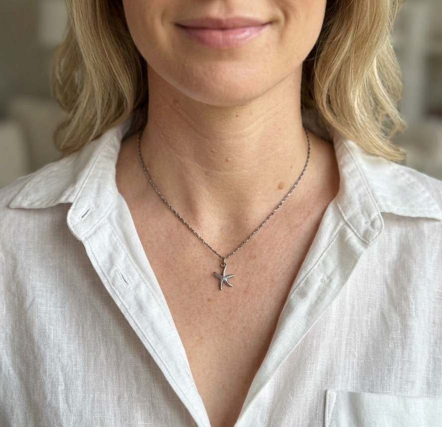 The Twisted Singapore Charm Chain